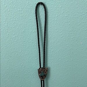 VTG "END OF THE TRAIL" Chip Inlay Native American Indian on Horse BOLO TIE